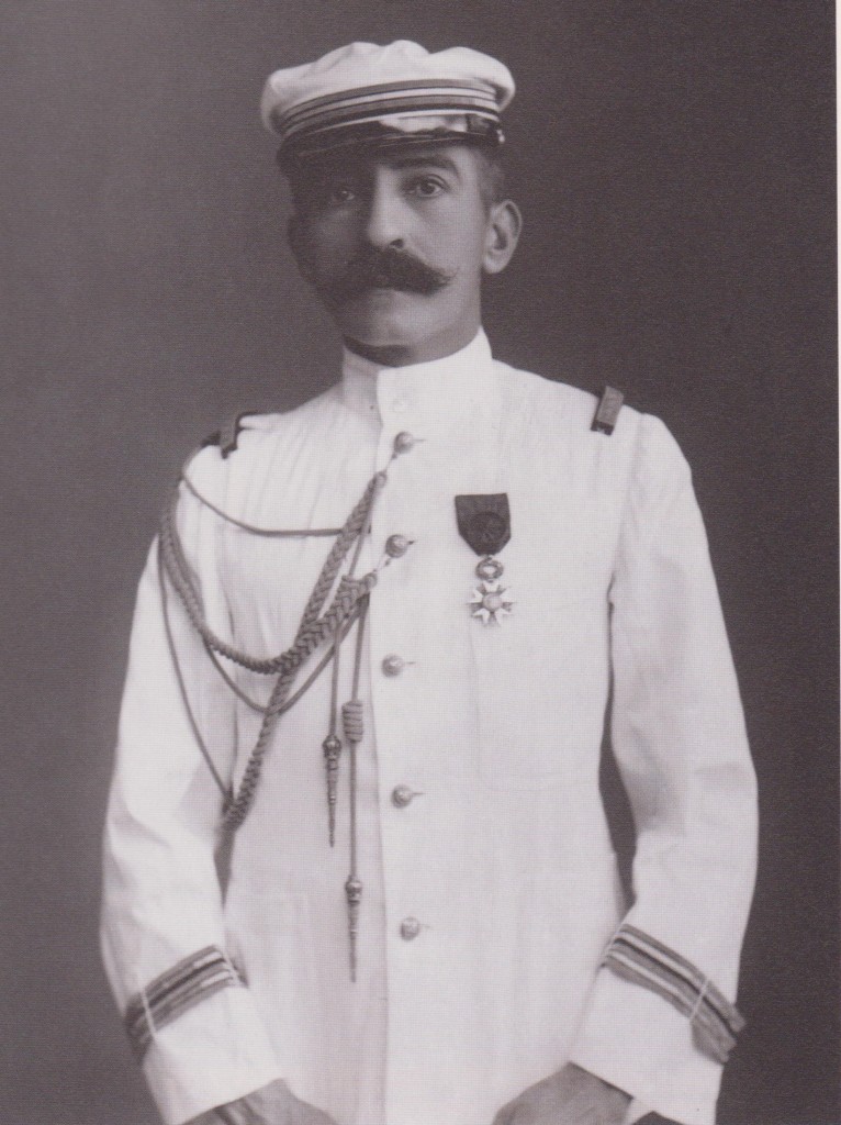 1901 en capitaine de frégate- Au Japon probablement, ou en Extrême-Orient.