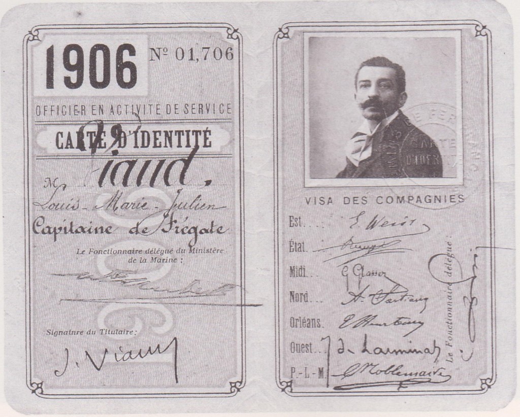 carte d'identitédu début 1906 ---mais la photo est antérieure...elle donne droit au tarif militaire sur les réseaux de chemins de fer français.