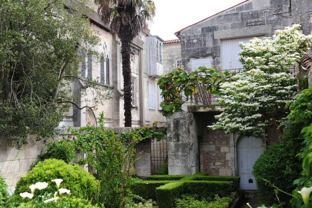 jardin-de-loti-martin-charpentier-2015-3200x0